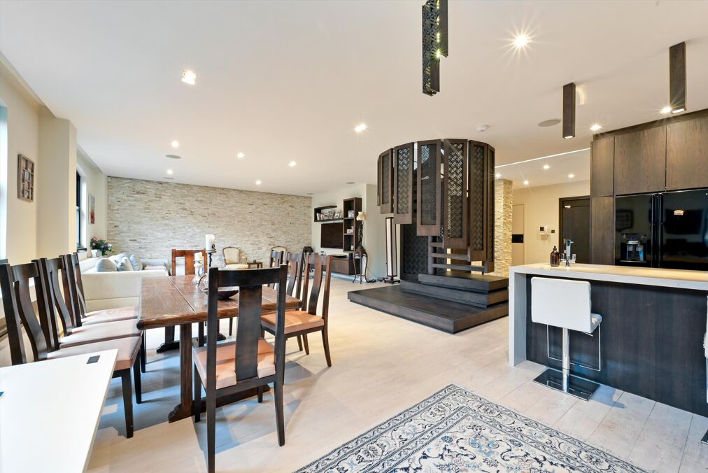 Image of Pickfords Wharf Apartments, Clink Street, London, SE1