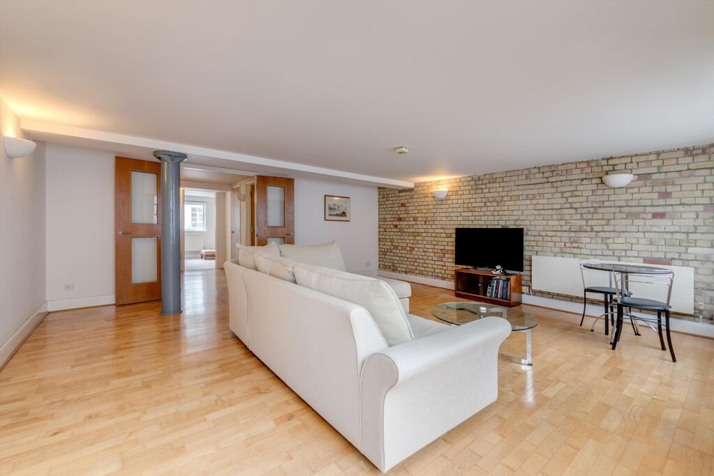 Image of Merchant Court, Wapping Wall, London, E1W