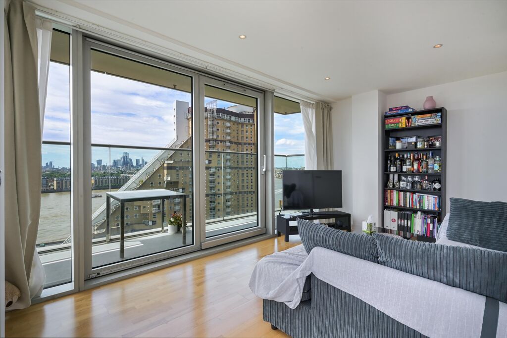 Image of Landmark West Tower, Marsh Wall, London, E14