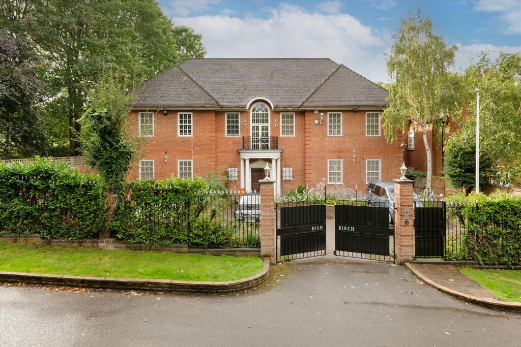 Image of Courtenay Avenue, London, N6