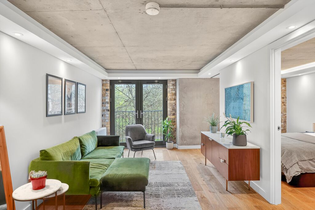 Image of Reardon Path, London, E1W