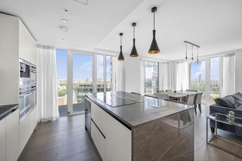 Picture of 3 bedroom apartment for sale.