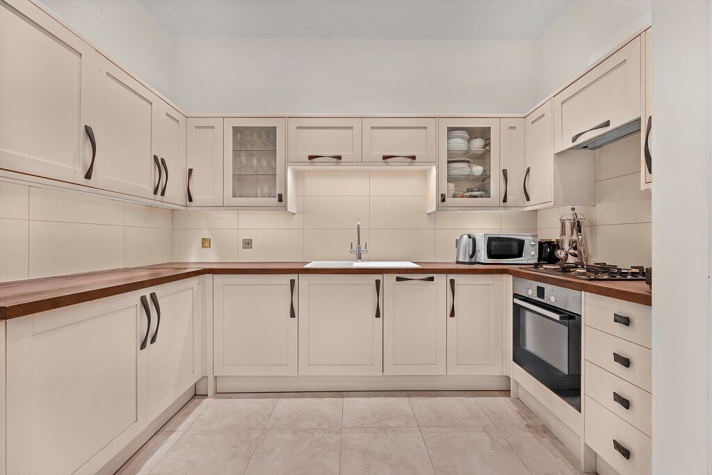 Image of Great Tower Street, London, EC3R