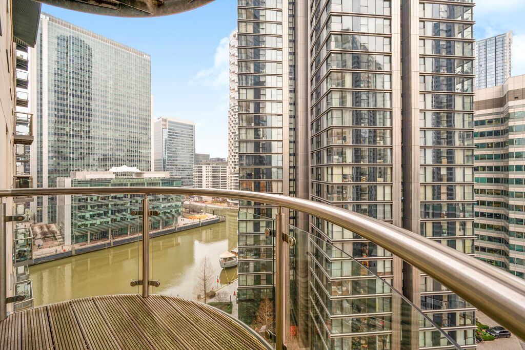 Image of South Quay Square, London, E14