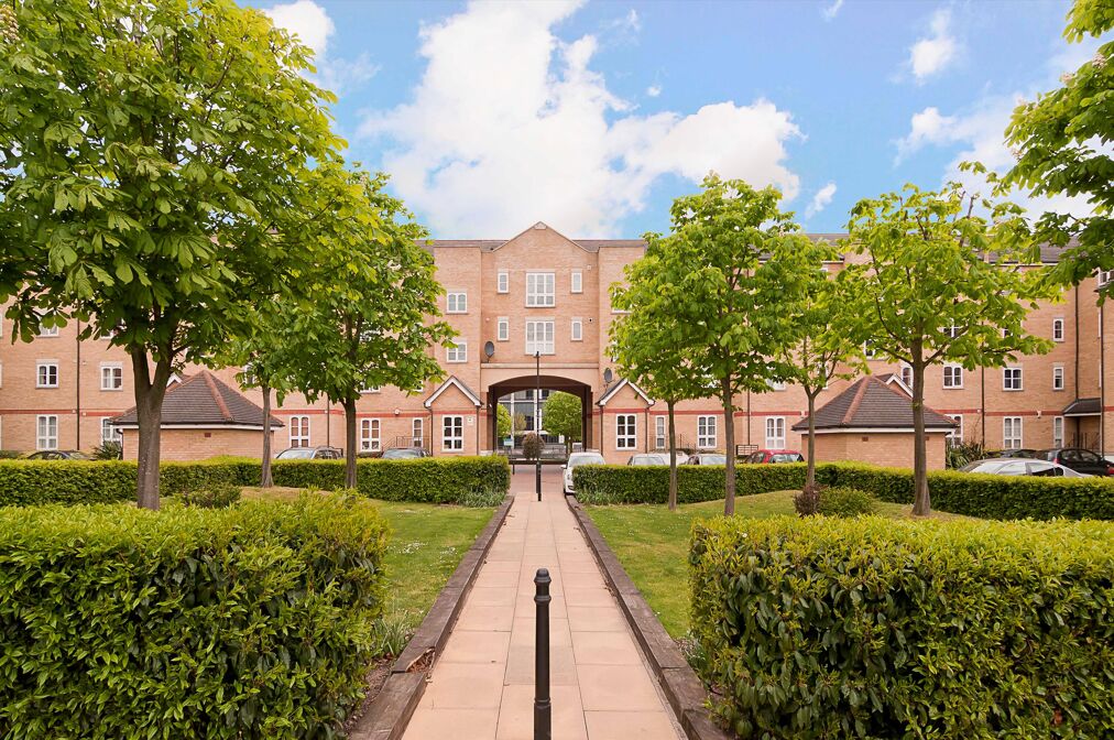 Image of Wheat Sheaf Close, London, E14