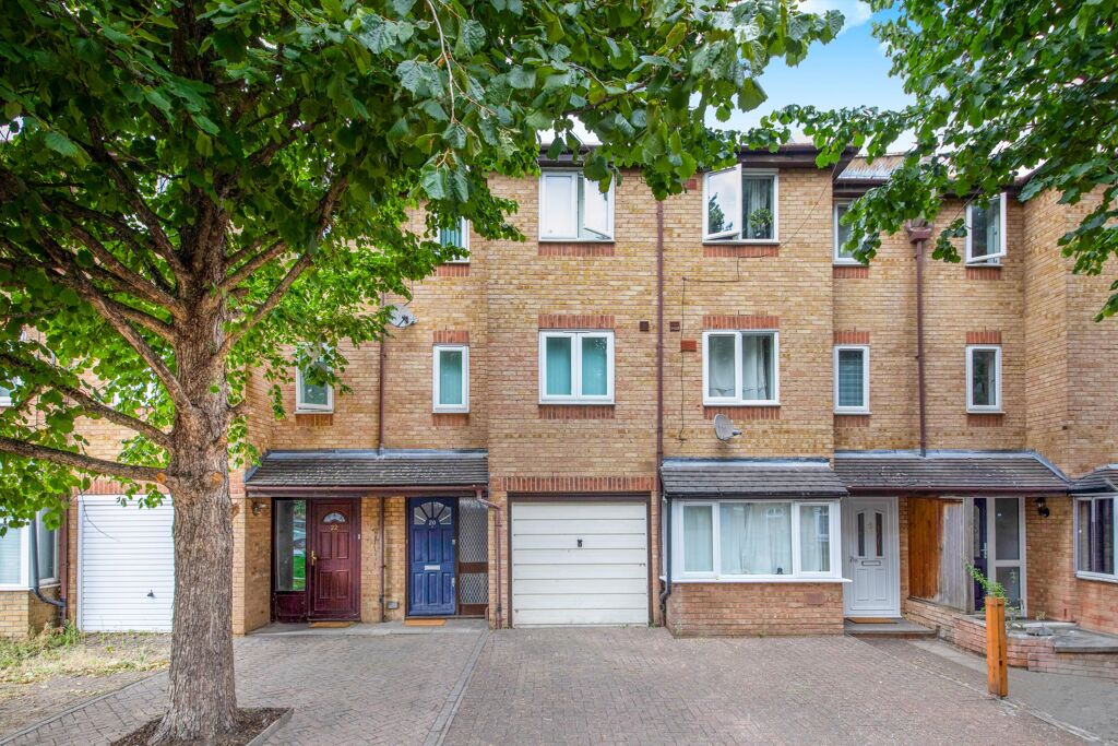 Image of Inglewood Close, London, E14