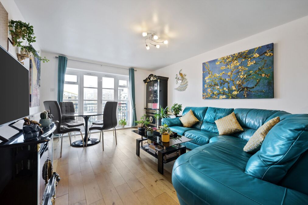Image of Drake House, Victory Place, London E14