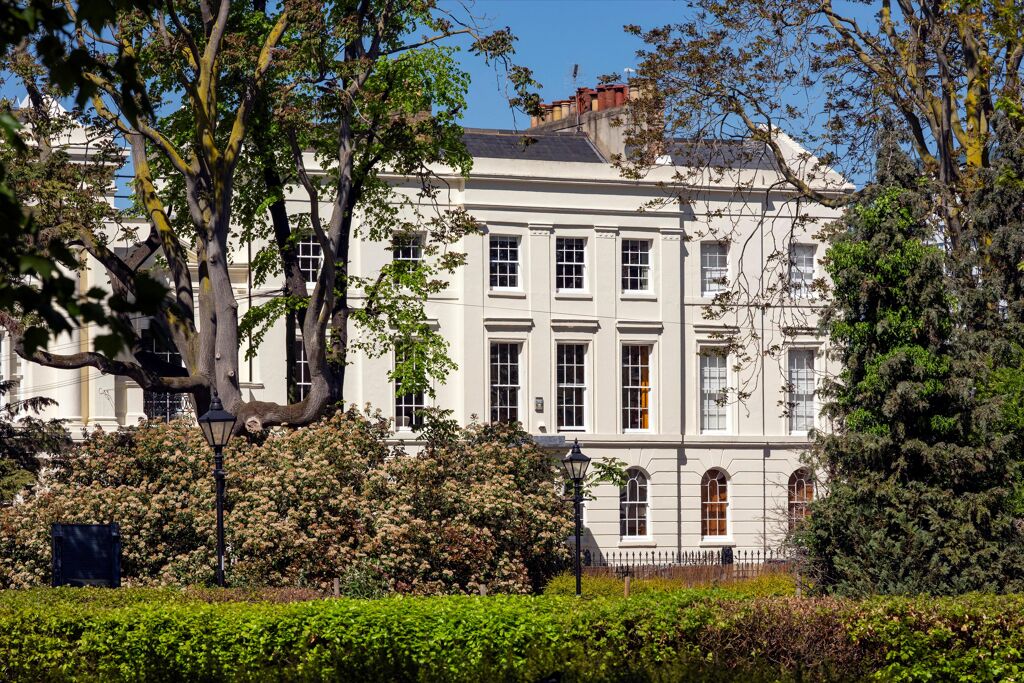 Image of Tredegar Square, London, E3