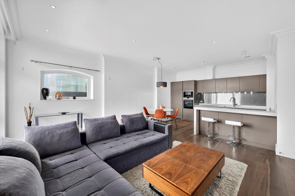 Image of Leman Street, London E1