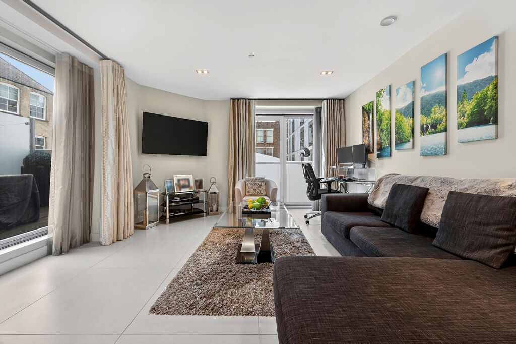 Image of City Road, London EC1Y