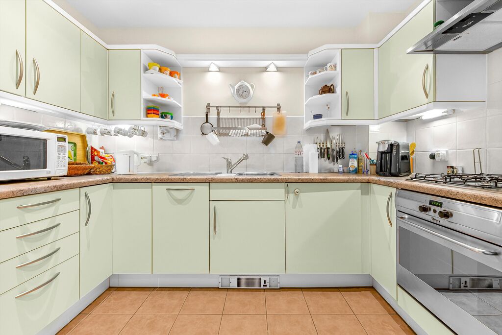 Image of Jamestown Way, London E14