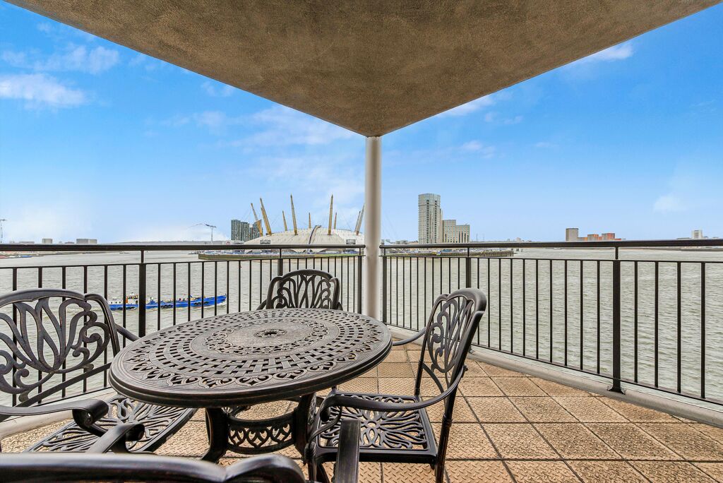 Image of Jamestown Way, London E14