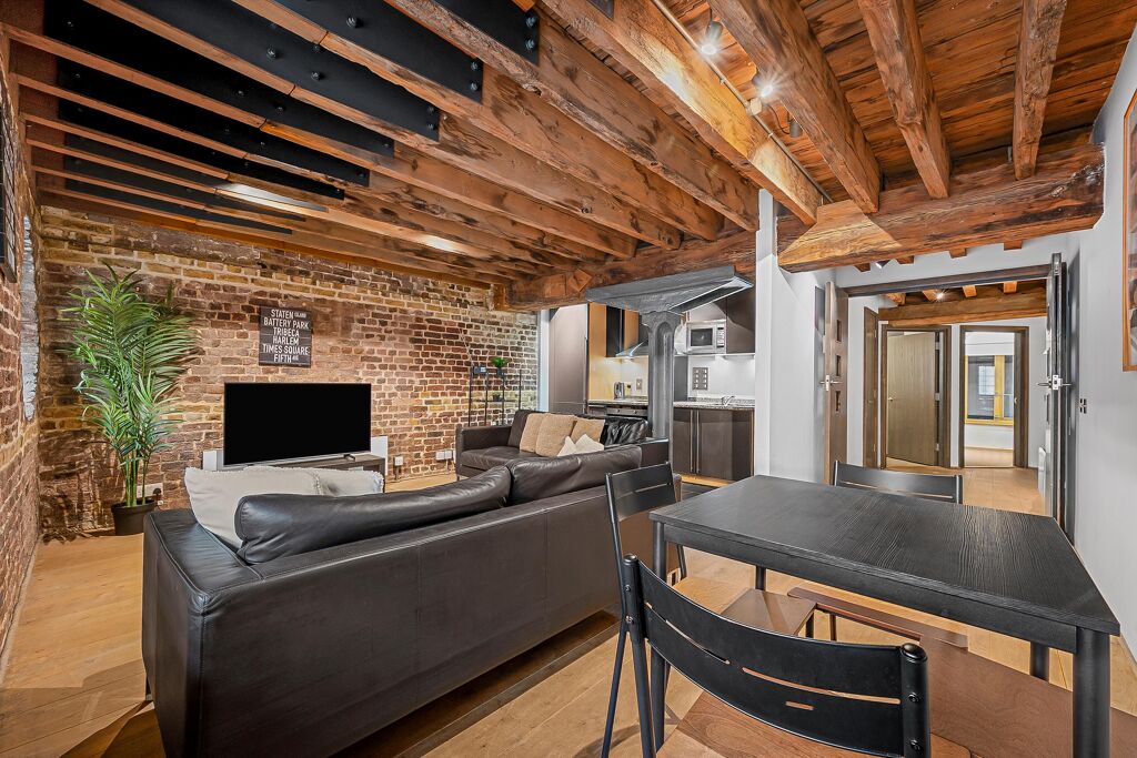 Image of Port East Apartments, 18 Hertsmere Road, Nr Canary Wharf, London E14