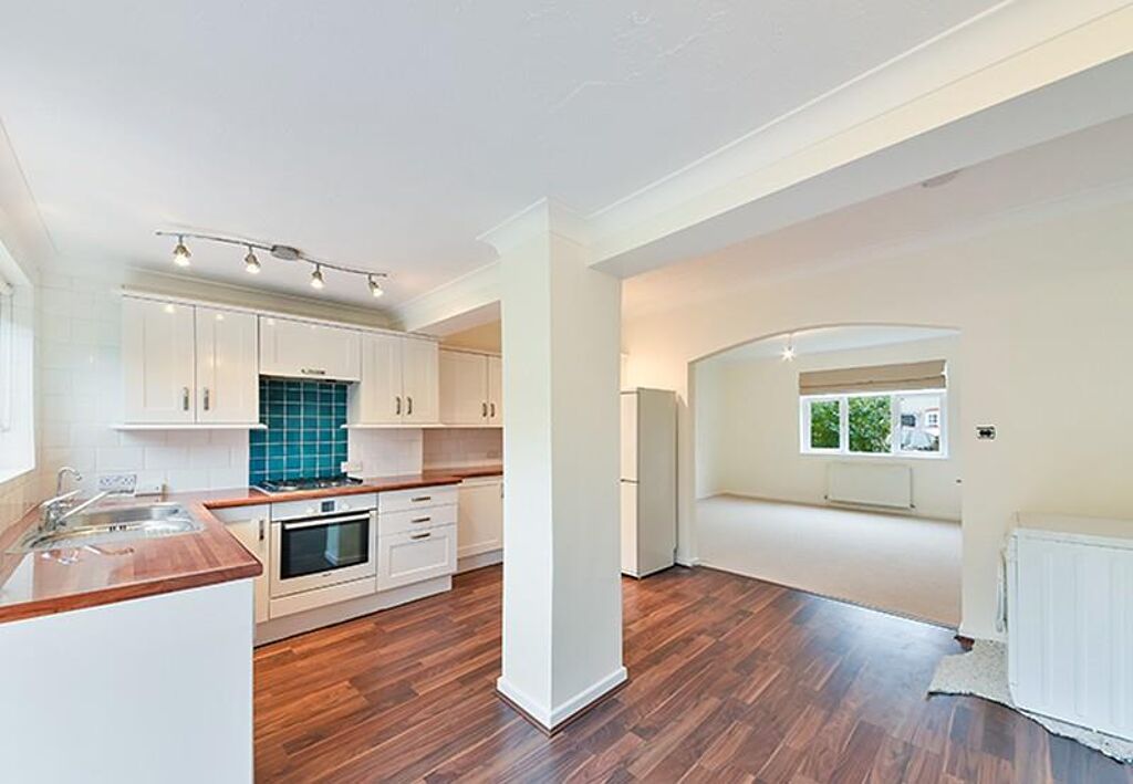 Image of Hesperus Crescent, London, E14