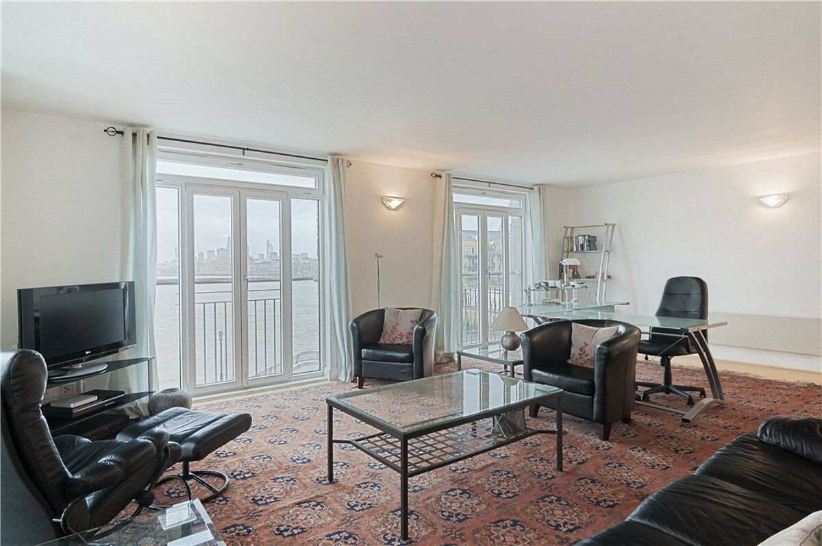 flat for sale in Dundee Wharf, 100 Three Colt Street, Limehouse, London