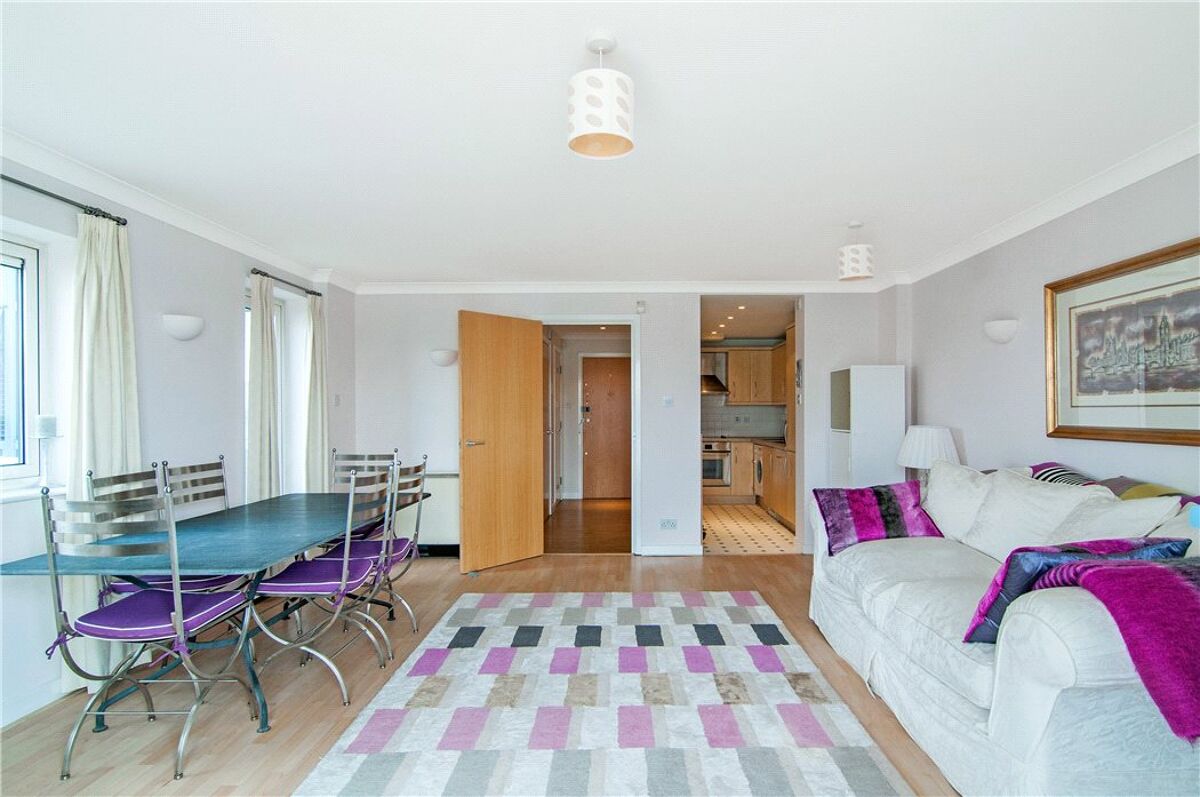 flat for sale in Arnhem Wharf, 2 Arnhem Place, Isle Of Dogs, London
