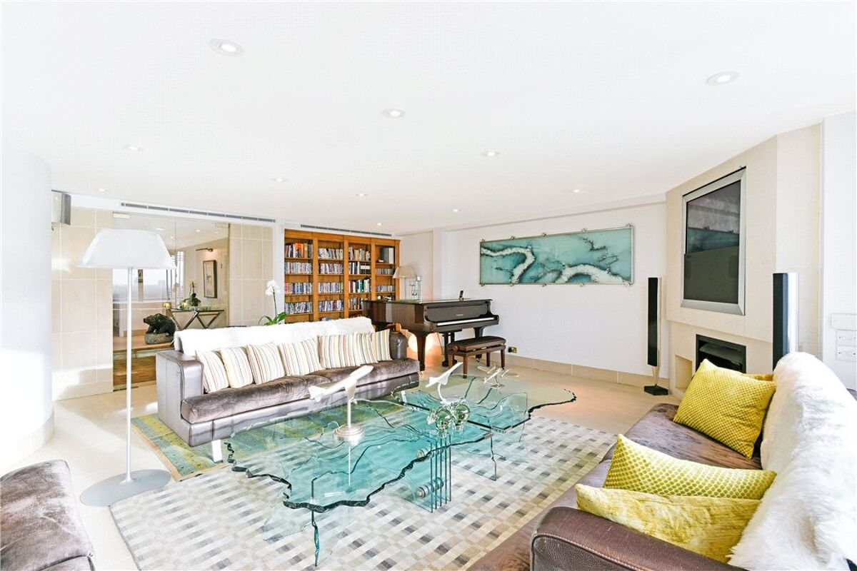 Penthouse For Sale In Phoenix Wharf 14 16 Narrow Street Limehouse London E14 Cnw Knight Frank