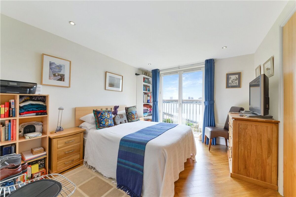 flat for sale in Waterman Building, 14 Westferry Road, Nr Canary Wharf, London, E14 CNW150092