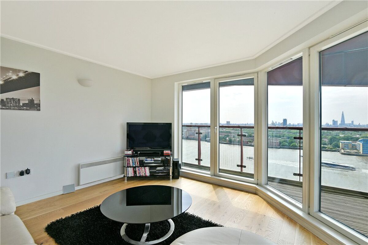 flat for sale in Seacon Tower, 5 Hutchings Street, Westferry Road