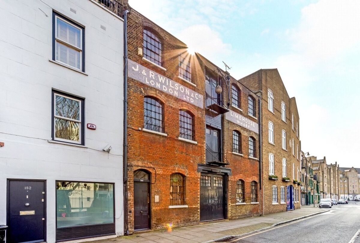 flat for sale in Limehouse Wharf, 148 Narrow Street, Limehouse, London