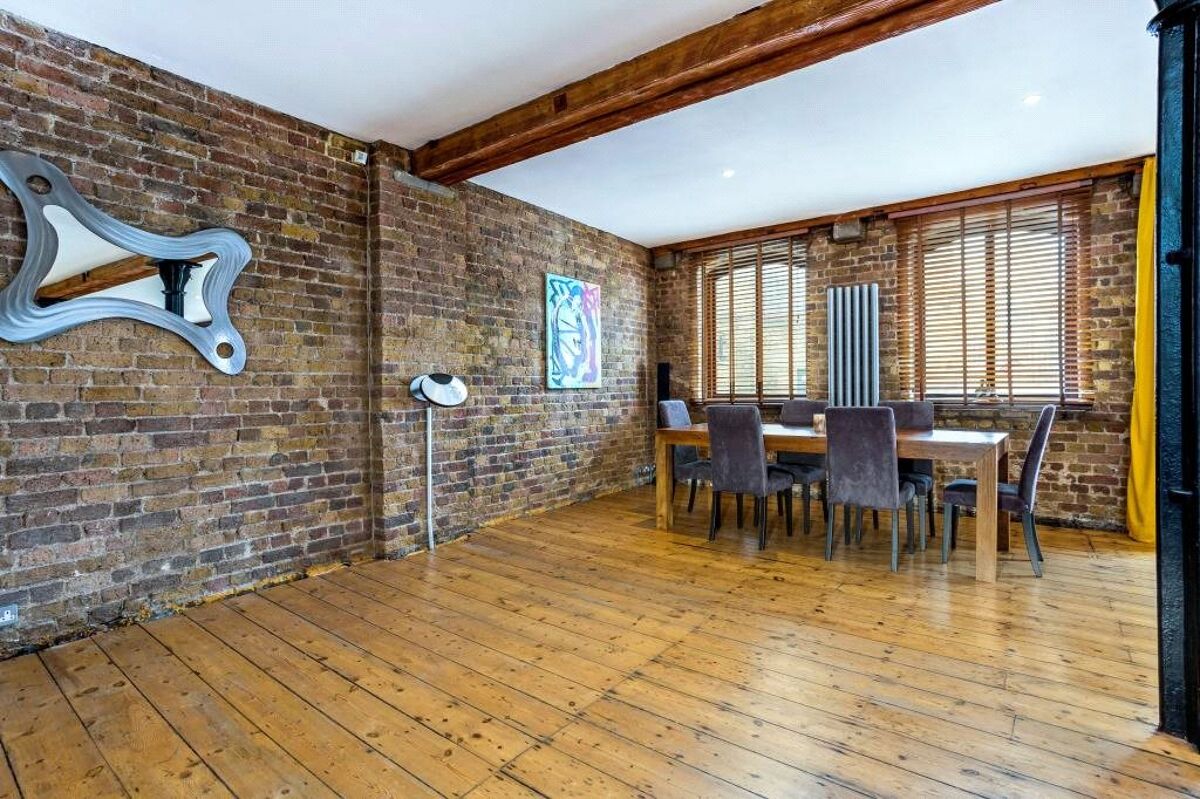 flat for sale in Limehouse Wharf, 148 Narrow Street, Limehouse, London