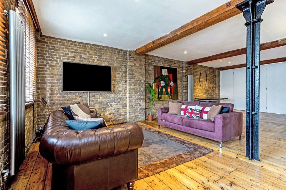 flat for sale in Limehouse Wharf, 148 Narrow Street, Limehouse, London