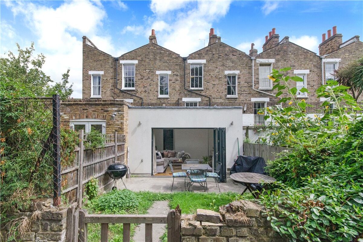 house for sale in Barnes Street, Limehouse, London, E14 CNW180063