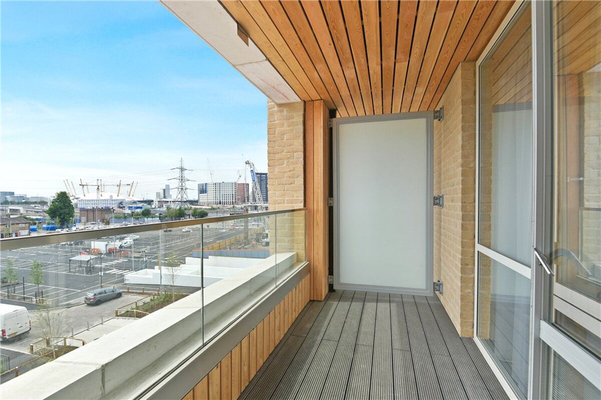 flat for sale in Eddington Court, 1 Silvertown Square, London, E16