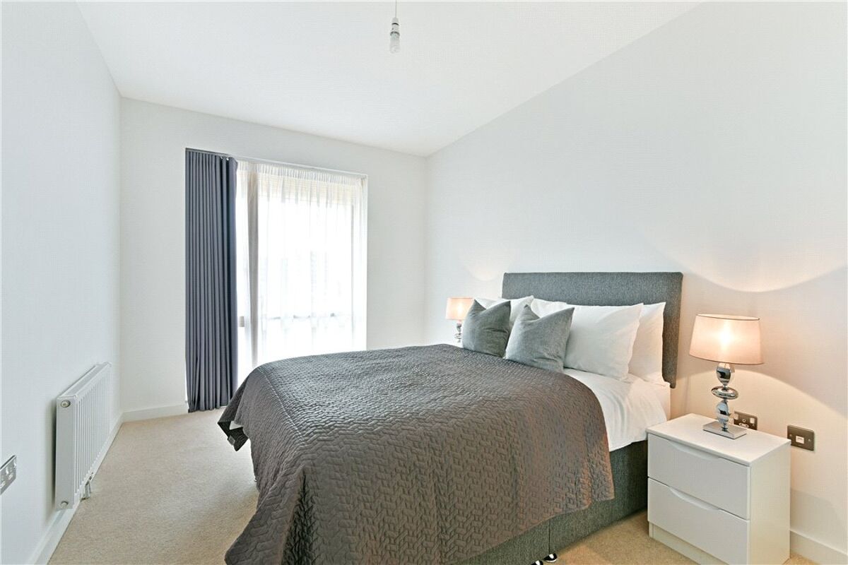 flat for sale in Eddington Court, 1 Silvertown Square, London, E16