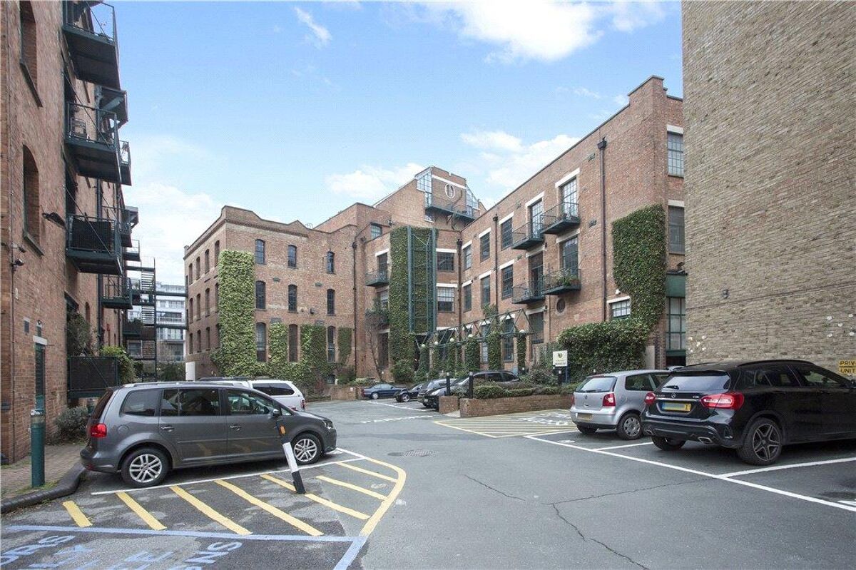 flat for sale in Morris Road, Poplar, London, E14 CNW180154 Knight