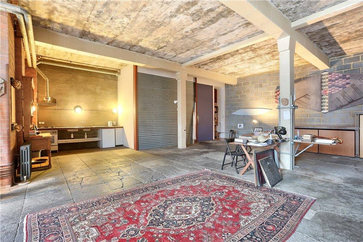 Onroerend goed te koop Morris Road, Poplar, London, E14 Knight Frank