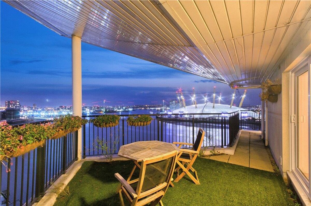 flat for sale in Wotton Court, 6 Jamestown Way, Blackwall, London, E14