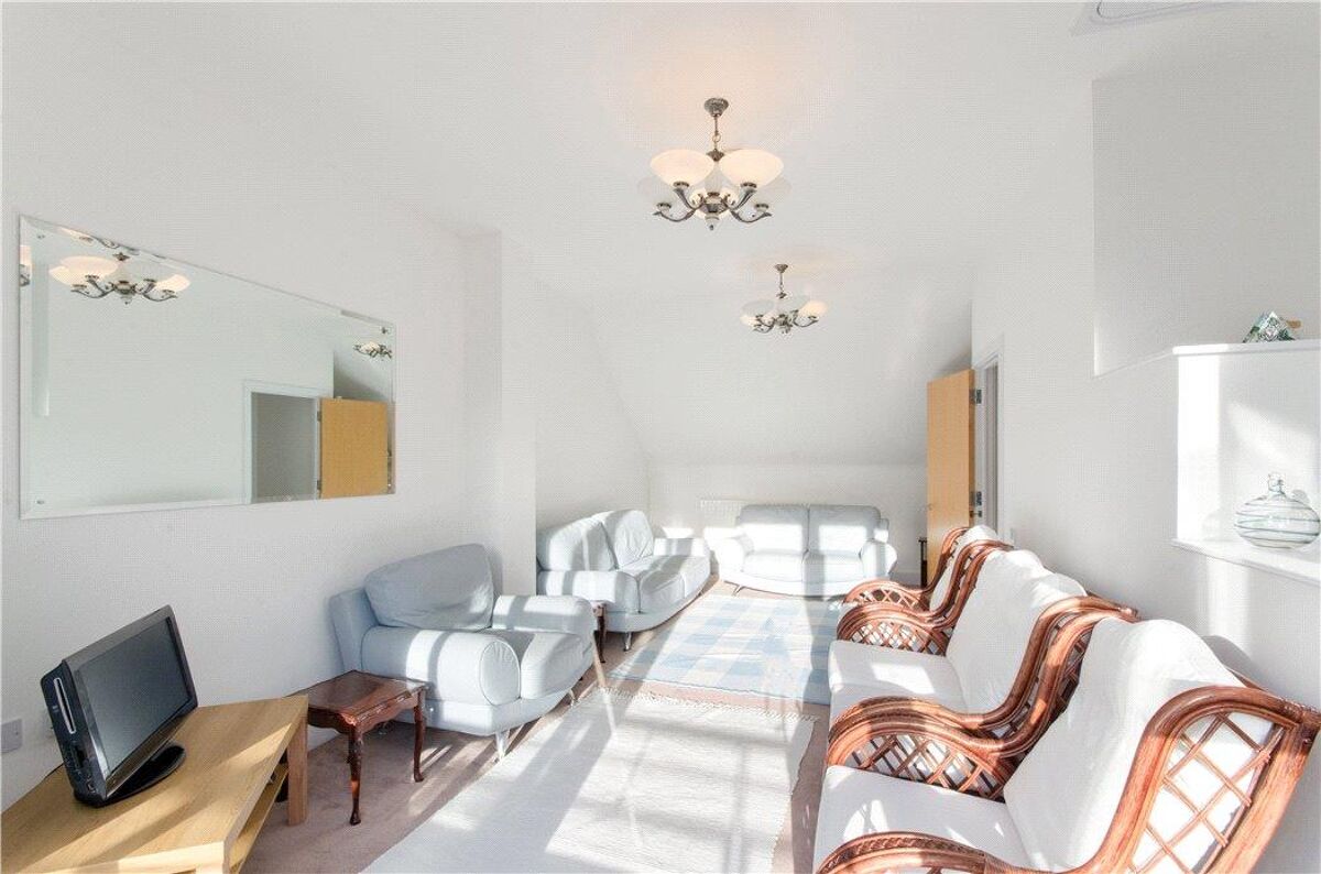 house for sale in St Davids Square, Isle of Dogs, London, E14