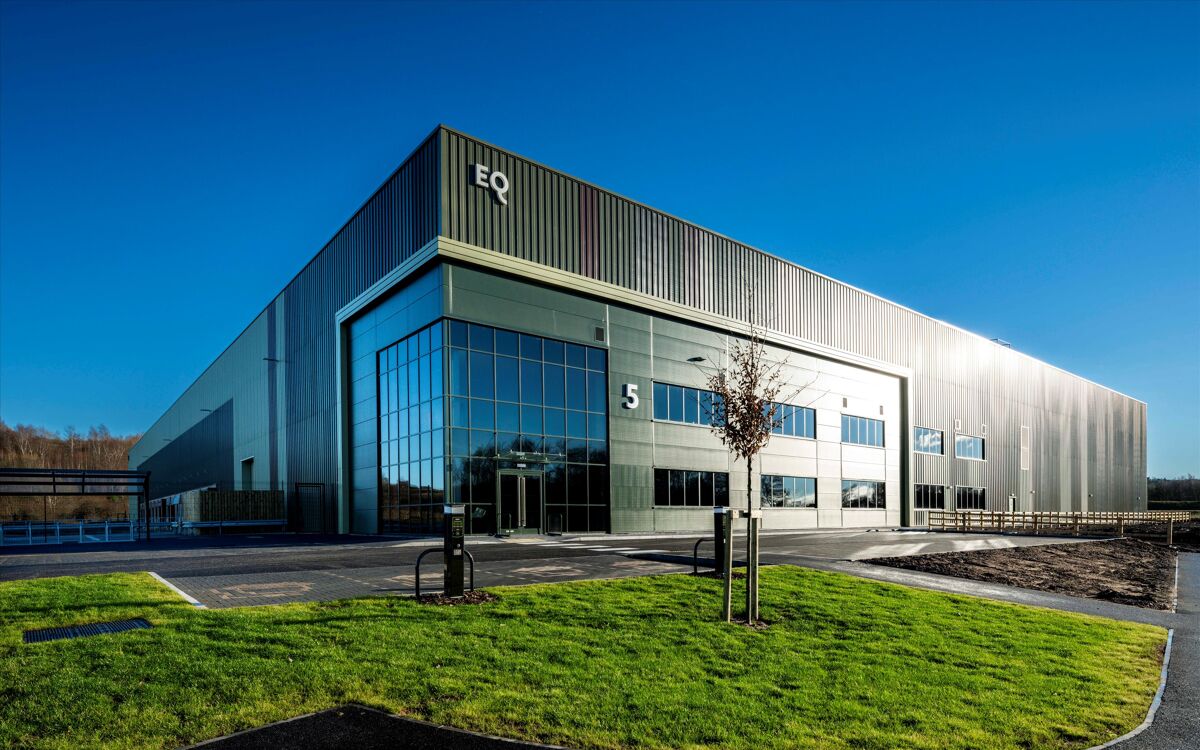 New Industrial / Distribution unit adjacent to J29a M1. 
Unit 5 totals 137,206 sq ft and is immediately available to let.