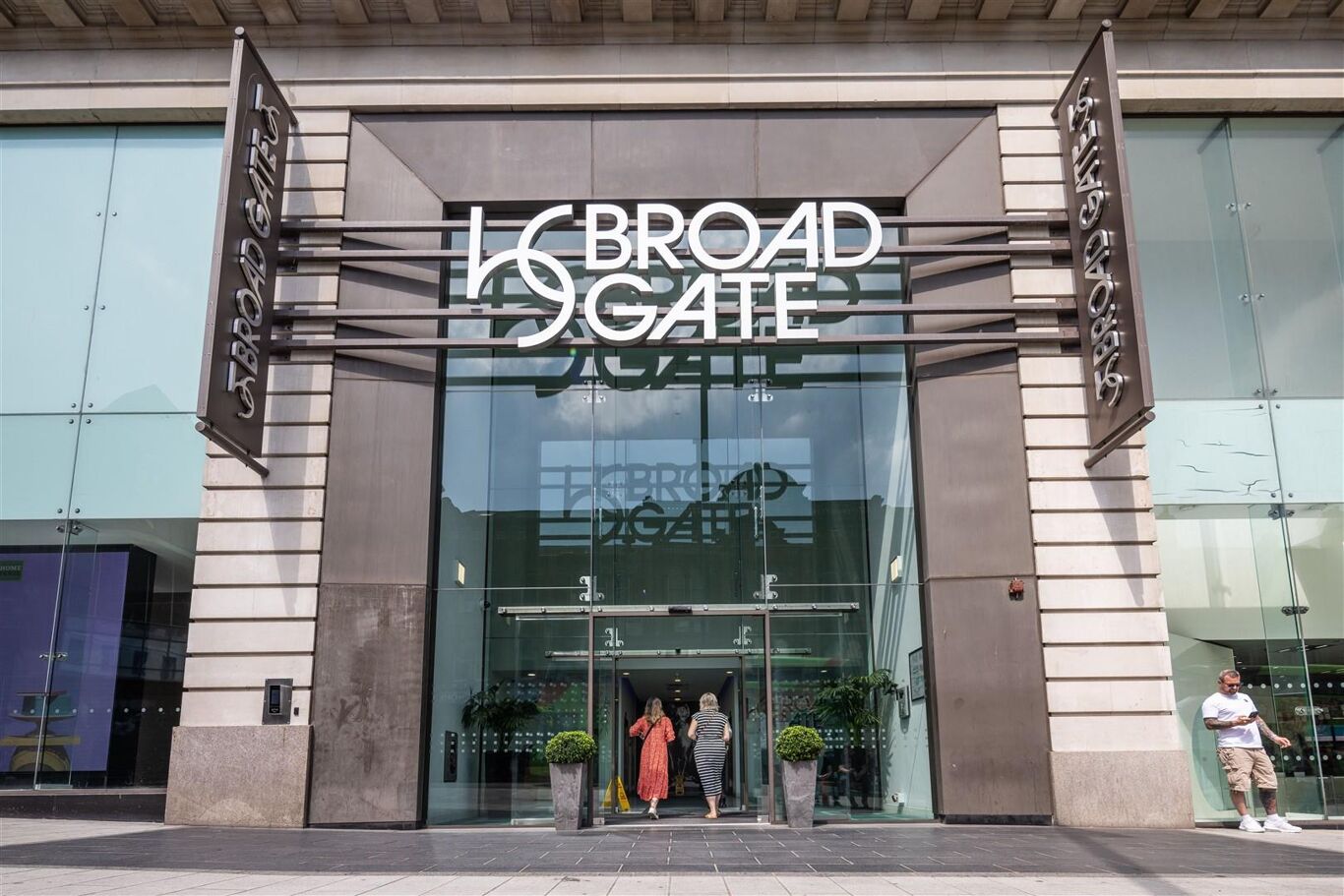 Image of Broad Gate, The Headrow, Leeds, LS1 8EQ