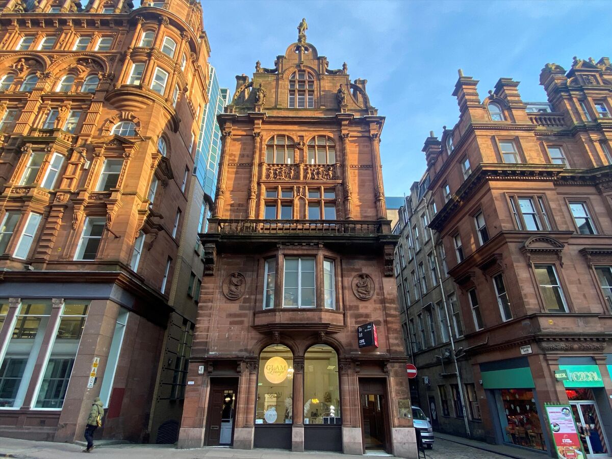 Contemporary Offices in a Landmark Glasgow Building