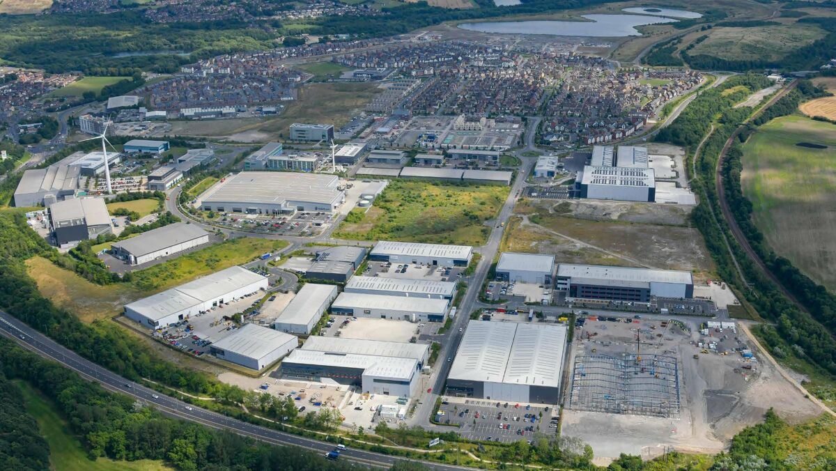 To Let / For Sale – B1 Business / Manufacturing / Research & Development Units–  Build to Suit opportunities for 20,000 – 200,000 sq ft or Land is available for sale