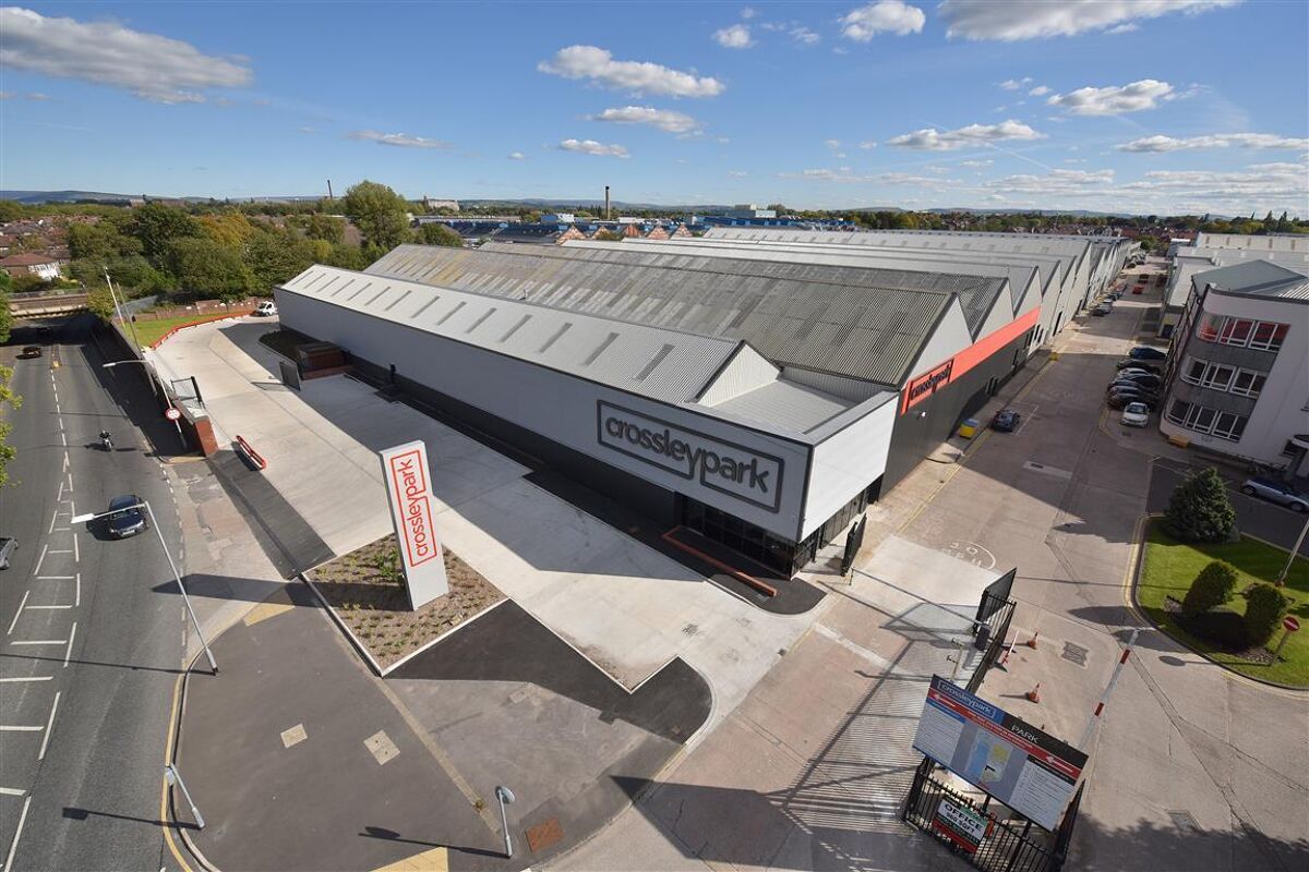 Newly refurbished warehouse units available within an established business location