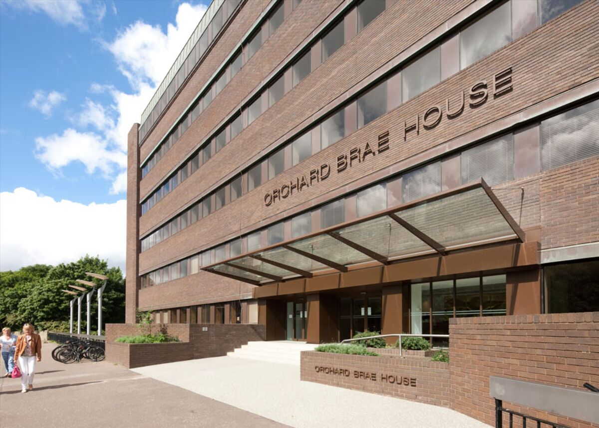 Excellent Refurbished Office Space to Let in Edinburgh