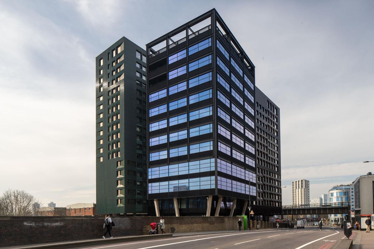 40,000 sq ft of newly developed premium office space overlooking Battersea Power Station.