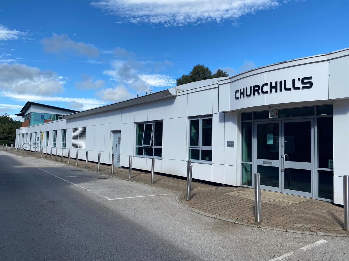 To Let - Modern Ground Floor Office Accommodation with Easy Access to Junctions 35/35a & 36 of the M1 Motorway.