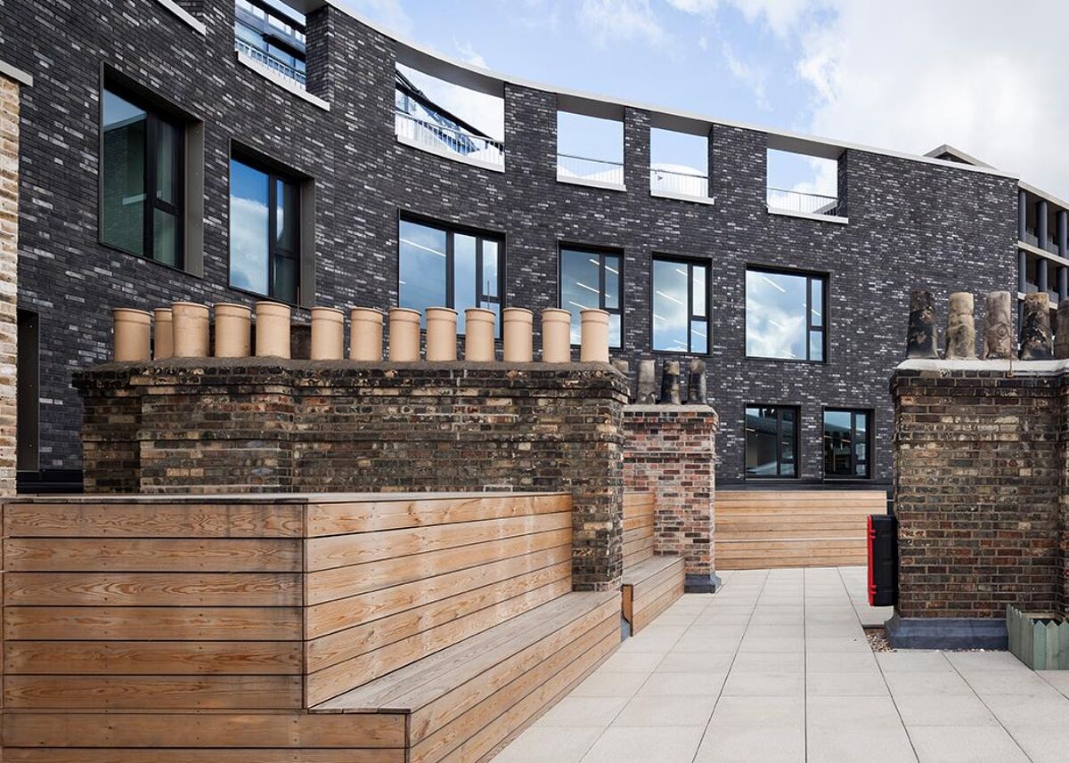 The building boasts many green features and offers a contemporary office space, meeting venues, roof/garden terrace, bike storage and showers, and is next to Kings Cross station.
