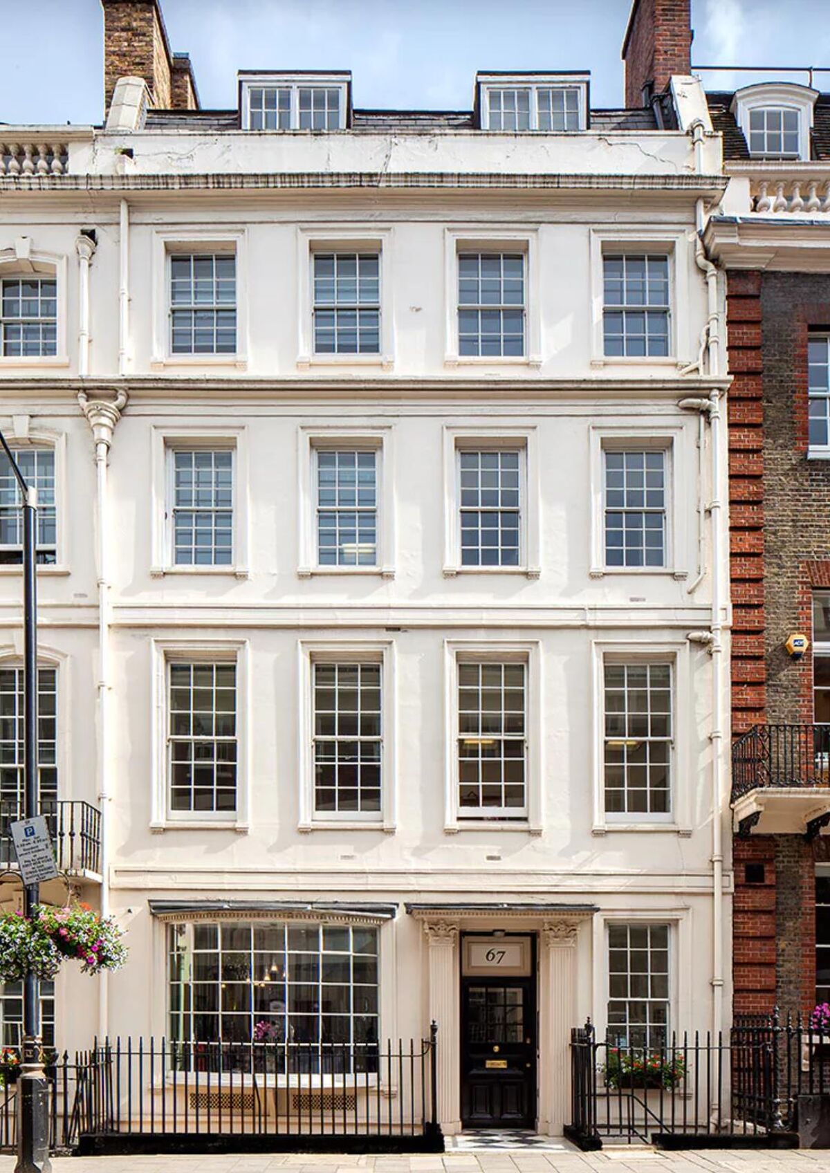 Located within one of London’s most iconic postcodes, 67 Grosvenor Street offers a total of 10,702 square feet of fully managed, design-led workspace spread across six beautifully appointed floors.