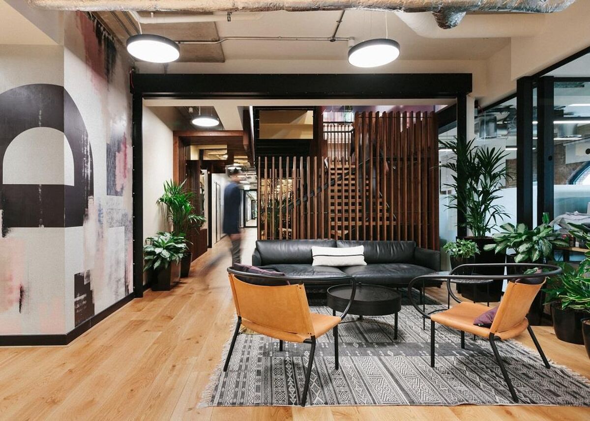 The building is in St. Katharine Docks with views over the city and river and has private offices, dedicated desks, hot desks, event spaces, bike storage and showers, all close to Tower Hill tube.