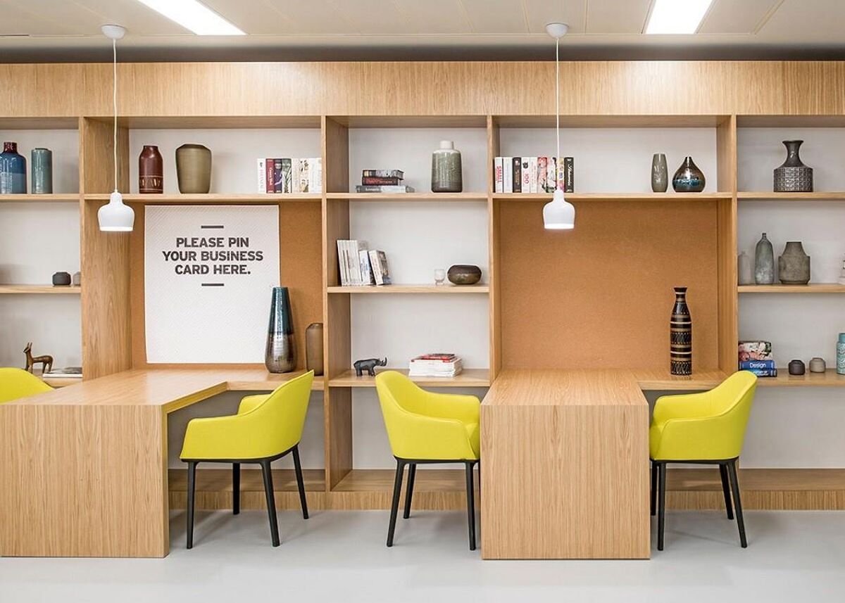 The workspace is located in a thriving area close to an attractive market town and offers private offices, flexible co-working space, meeting rooms and on-site parking, all close to the M40 and M4.