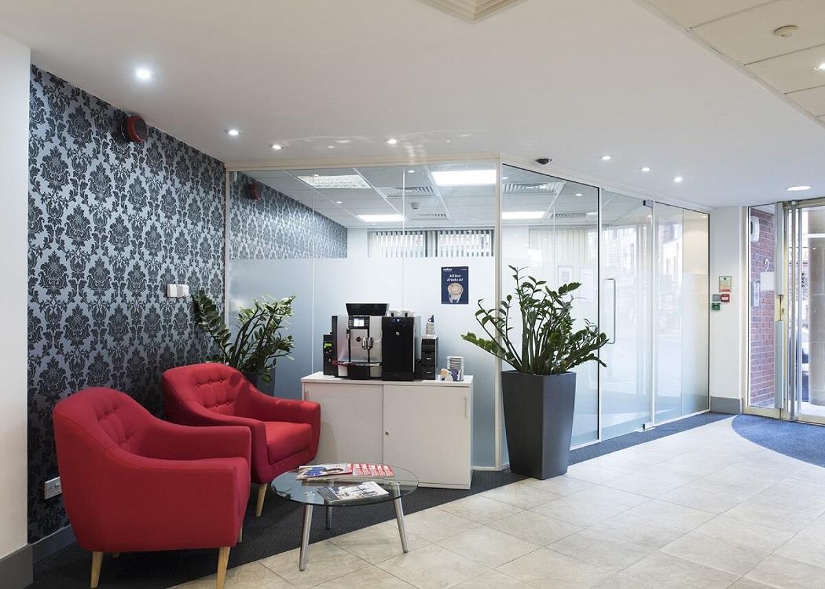 The building is located close to the Thames and on offer are serviced offices, a business lounge, business quality Wi-Fi and a videoconferencing studio, all close to Richmond station.