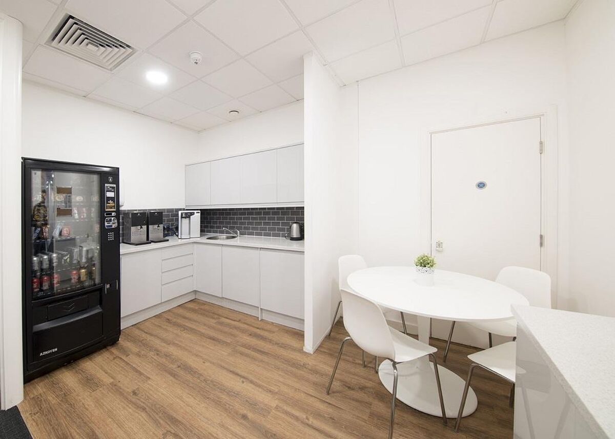 The glazed building boasts impressive views and offers reception, offices, co-working, meeting rooms as well as admin support and is located between Southampton and Portsmouth on the M27 corridor.