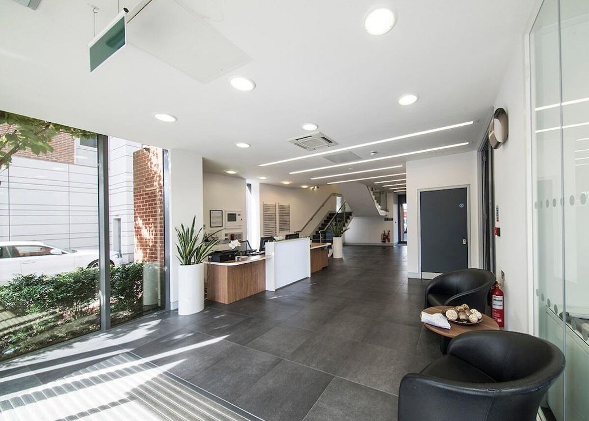 The building boasts wide windows that let in plenty of natural light and has a staffed reception, offices, co-working, meeting rooms and admin support, with Maidenhead station just a short walk away.