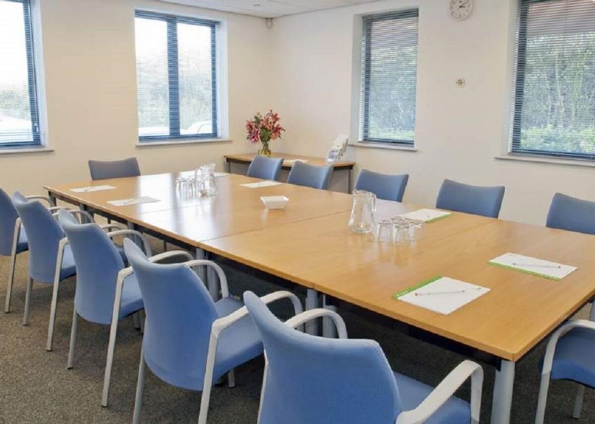 The centre lies within sight of Southampton Football Stadium and has managed offices, workshops, meeting rooms, reception, onsite cafe, parking and networking events, all close to the city centre.