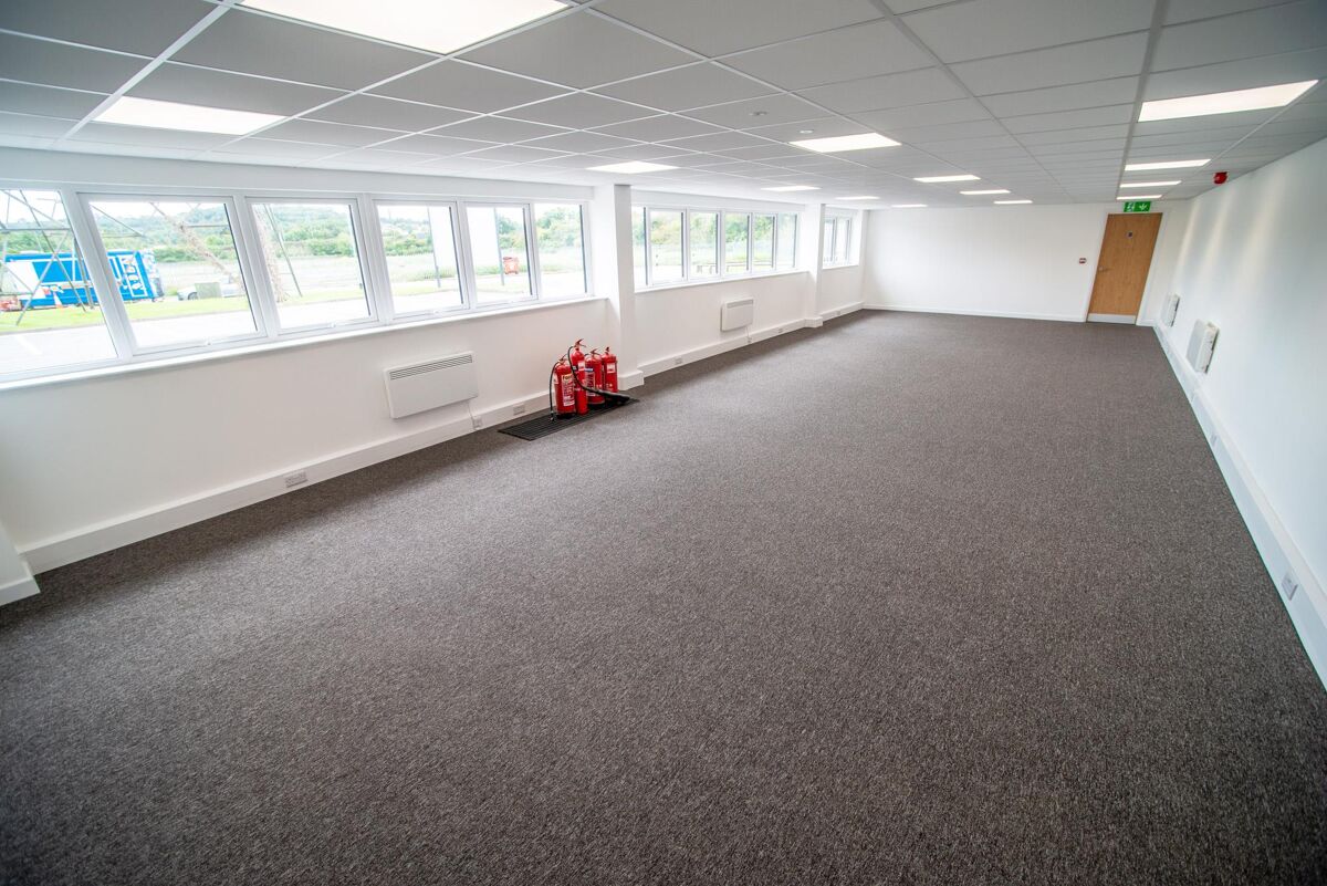 Industrial/Distribution to rent in Unit 3 Avonbridge Trading Estate